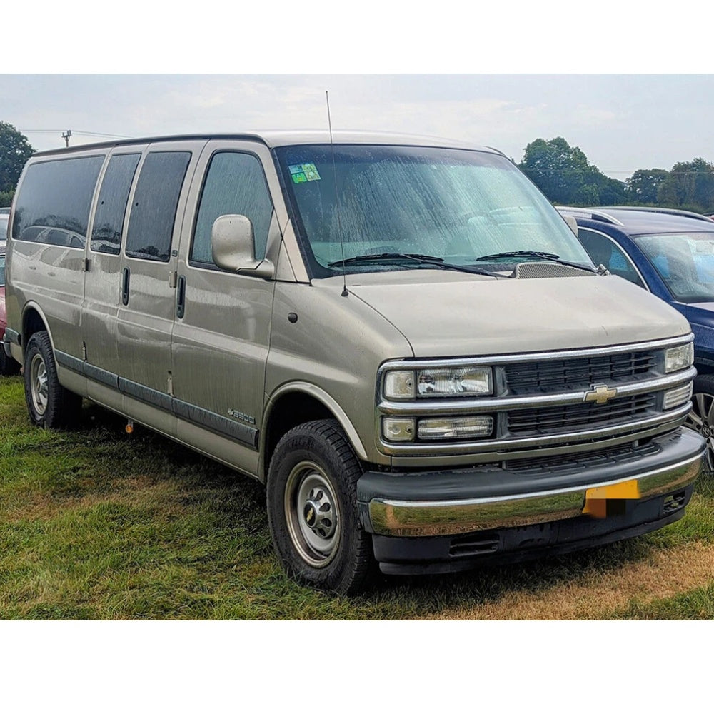 Chevrolet_Express_2500_3500_Lensun_80W_Hood_Solar_Panel