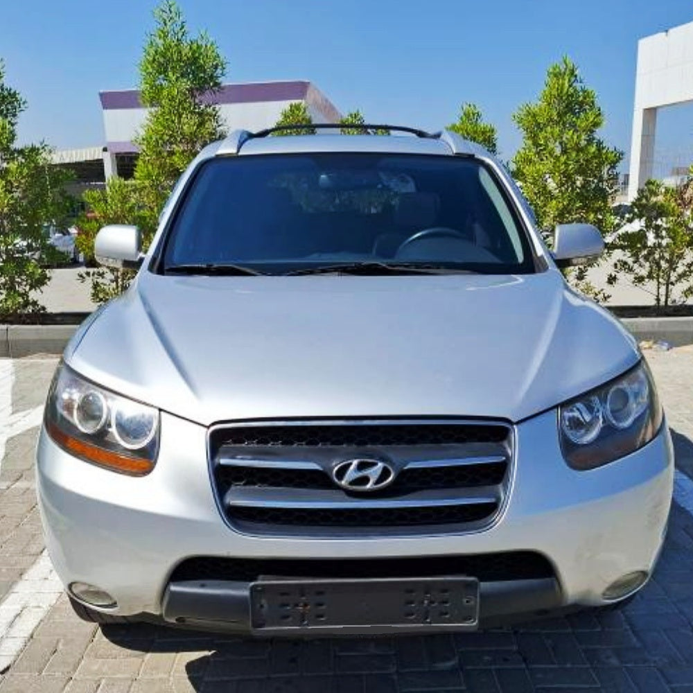 Hyundai-Santa-Fe-Lensun-90W-Hood-Flexible-Solar-Panel-1