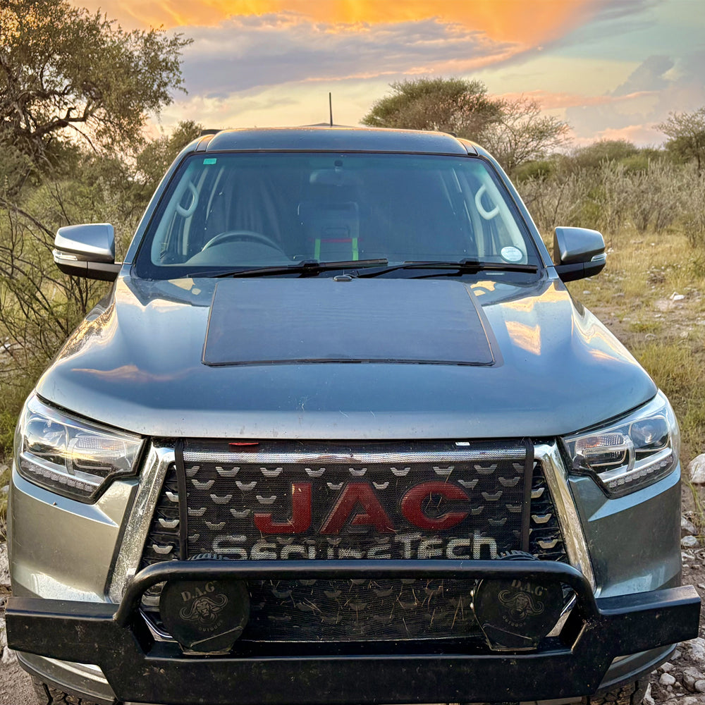 JAC_Shuailing_T8_Lensun_100W_Hood_Solar_Panel_1