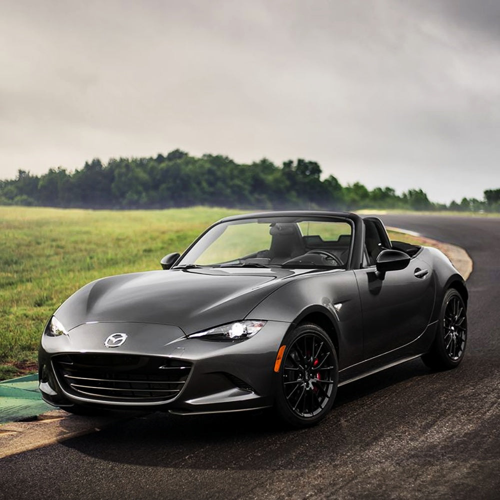 Mazda_MX-5_Lensun_85W_Bonnet_Solar_Panel