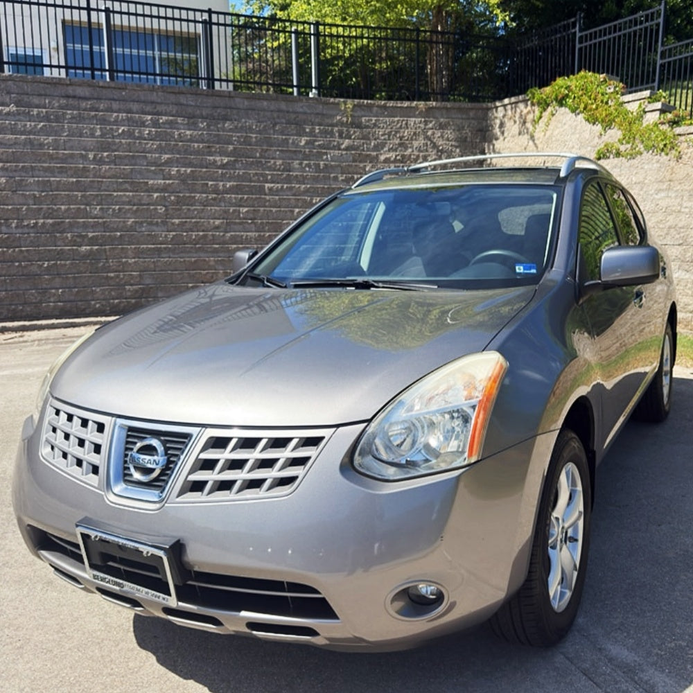 Nissan-Rogue-SL-Lensun-40W-Hood-Solar-Panel-1