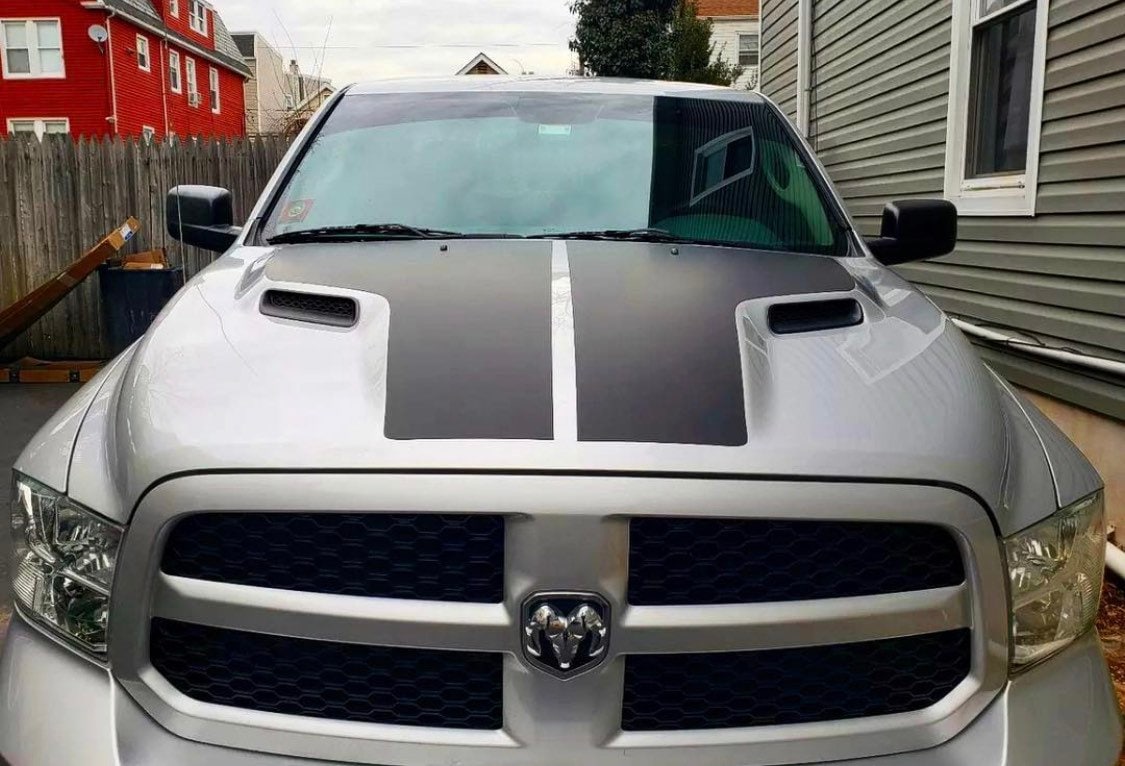 Dodge Ram SRT 1500 Sport (2009-2019) Lensun 110W Hood Solar Panel