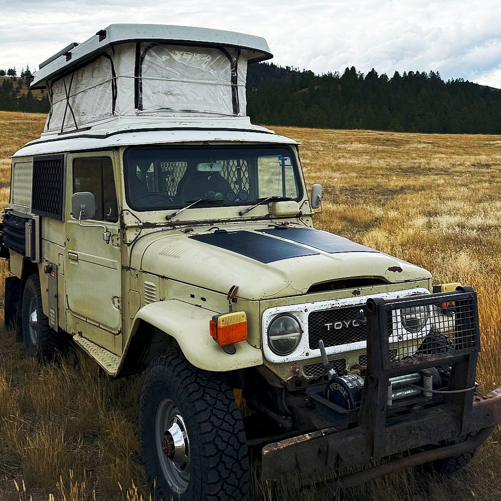 Toyota-Land-Cruiser-FJ40-Lensun-80W-Bonnet-Flexible-Solar-Panel-1