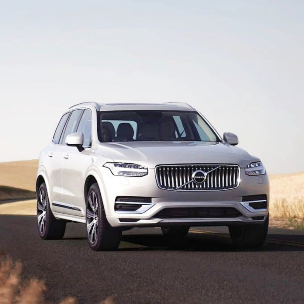 Volvo-XC90-Lensun-100W-12V-Bonnet-Flexible-SolarPanel
