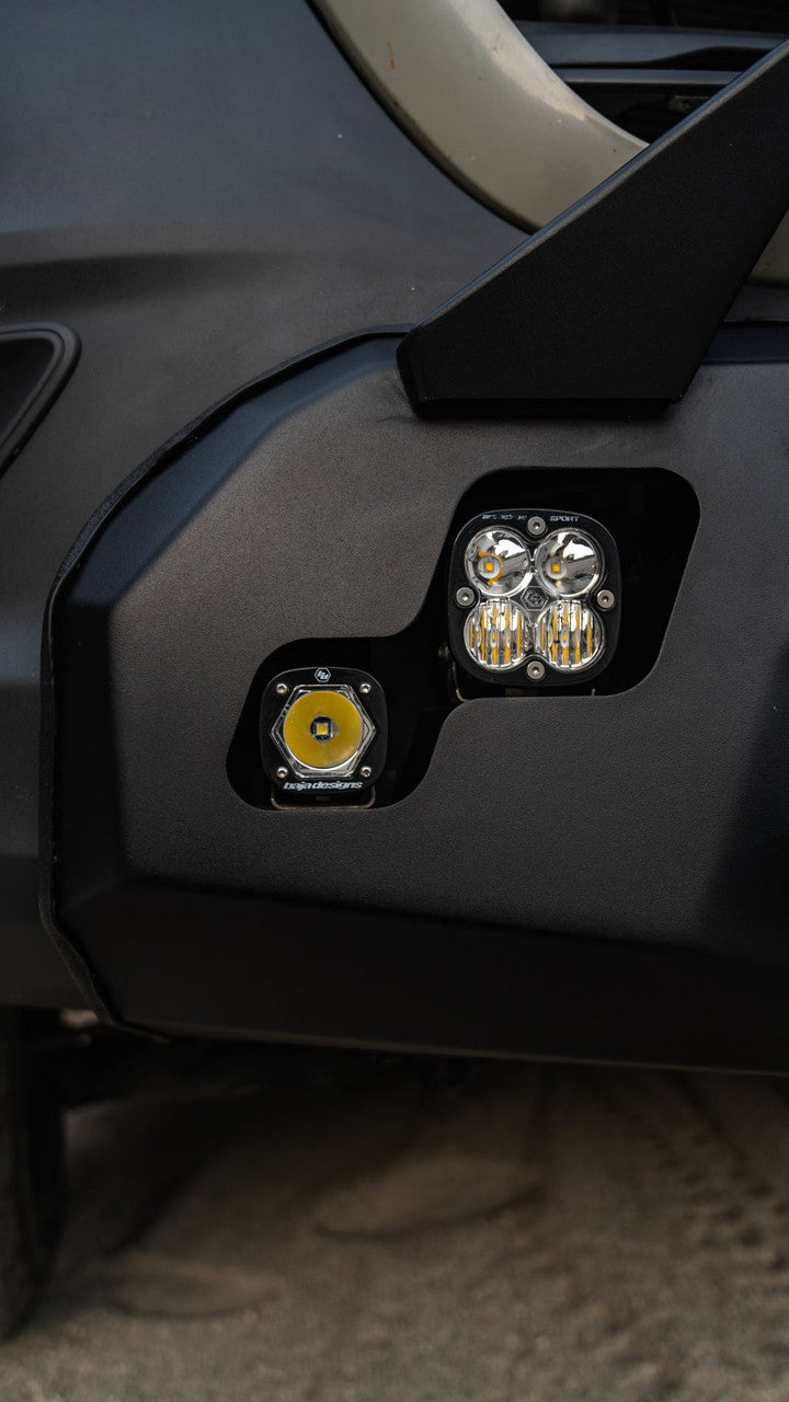Integrated light mounts on Recon front winch bumper for Sprinter